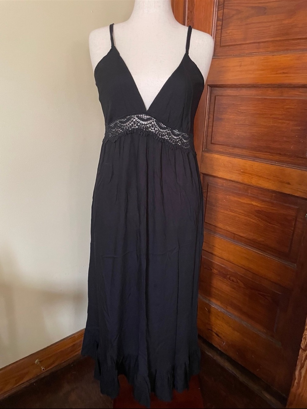 Black Lace-Trim Spaghetti-Strap Maxi Dress